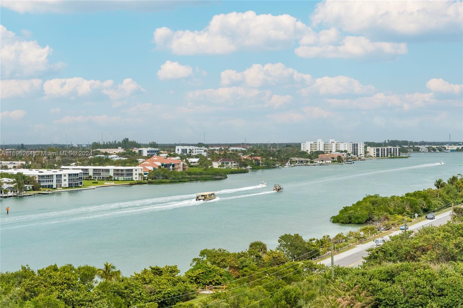 TEQUESTA TOWERS CONDO - Residential