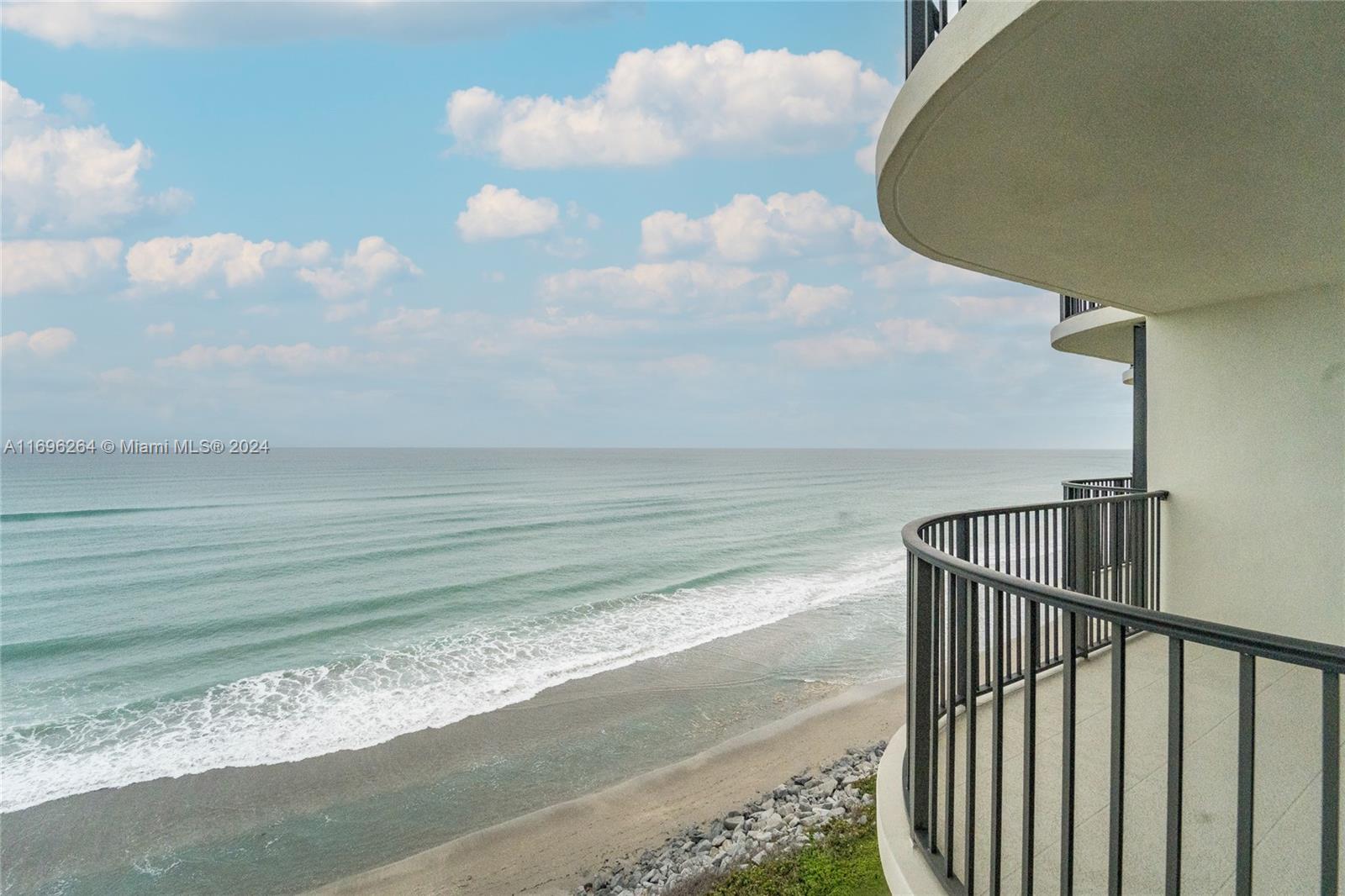TEQUESTA TOWERS CONDO - Residential