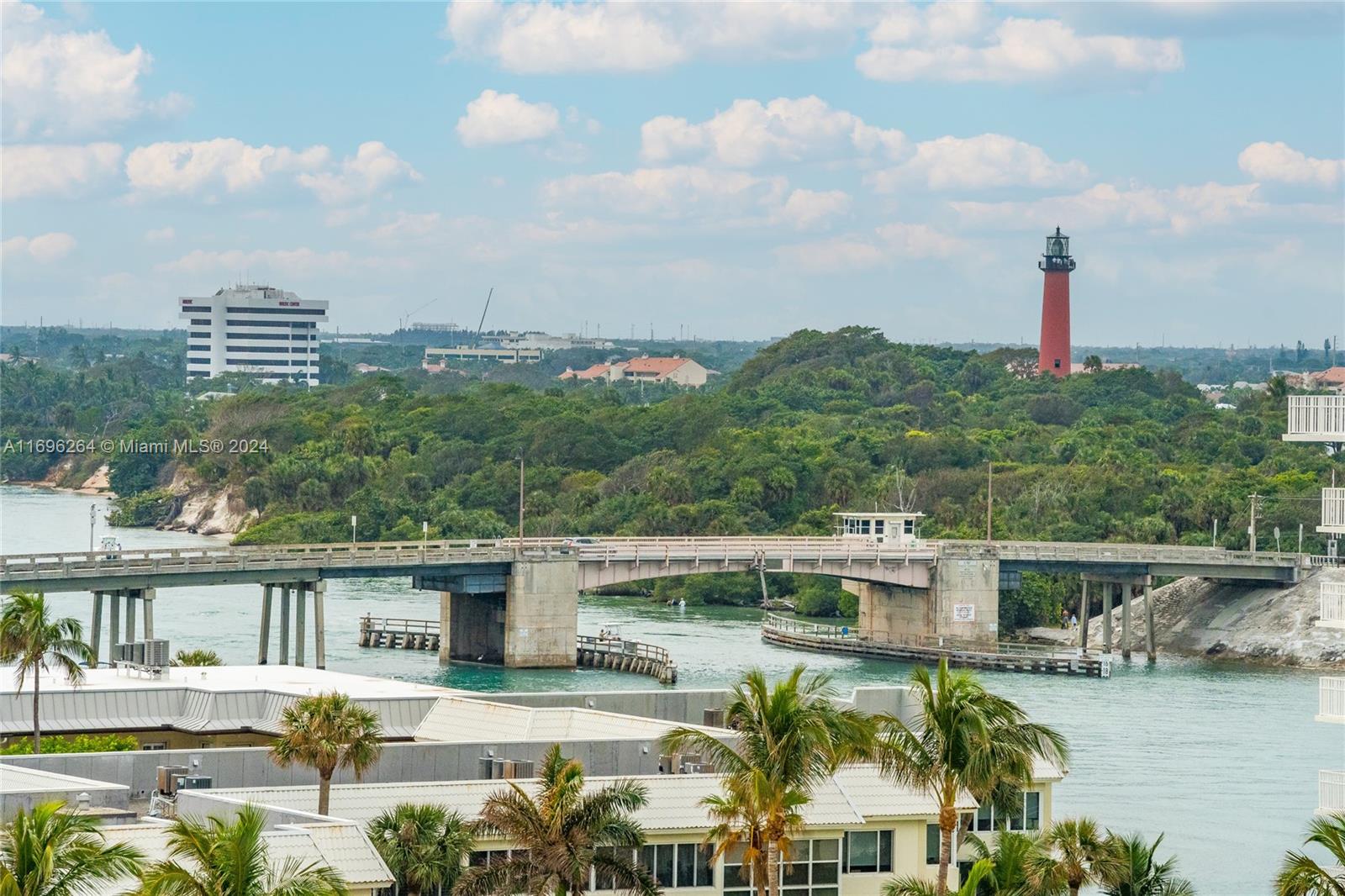TEQUESTA TOWERS CONDO - Residential