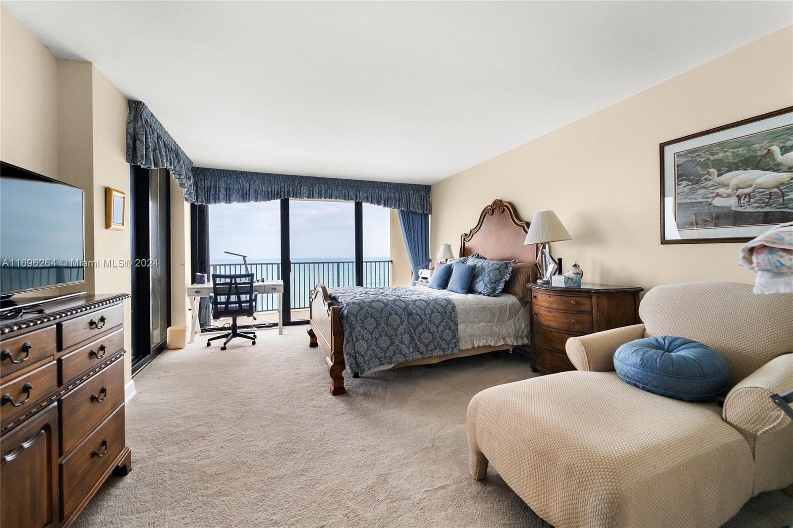 TEQUESTA TOWERS CONDO - Residential