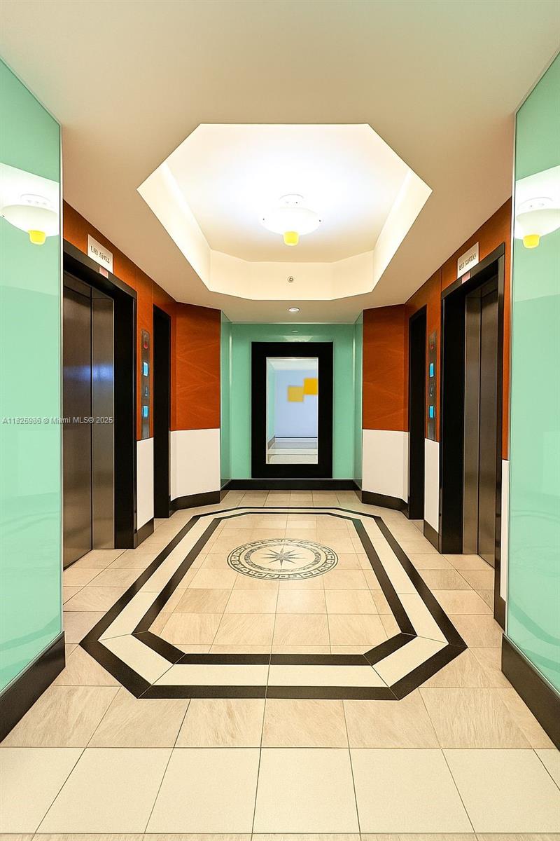 LA GORCE PALACE CONDO - Residential