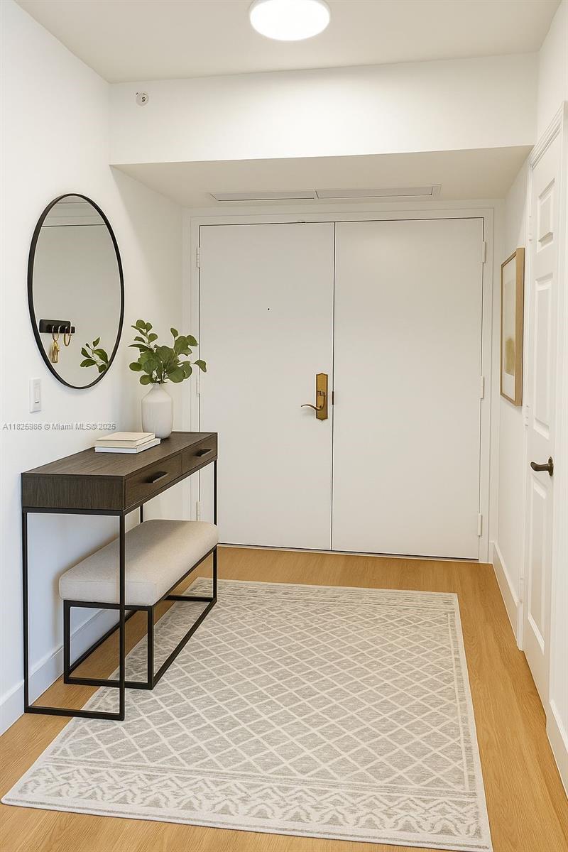6301 Collins Ave 1005, Miami Beach, FL, 33141/$945,000 2 6301 Collins Ave 1005
