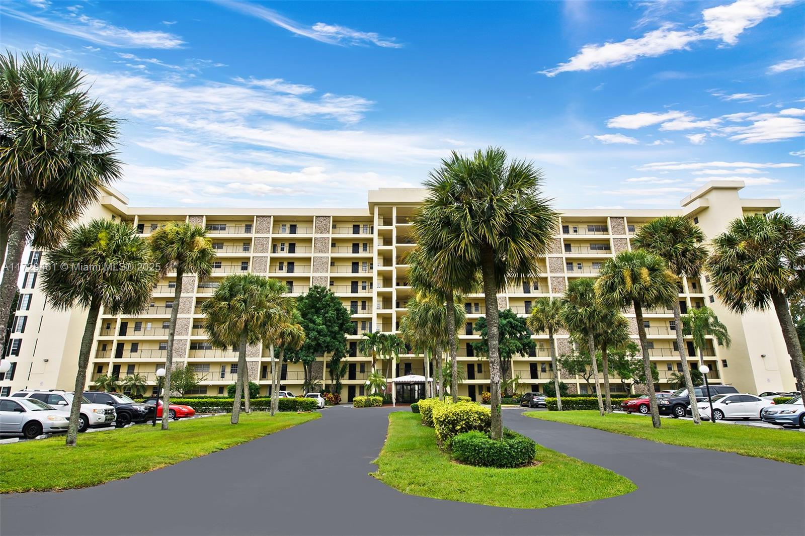 PALM-AIRE COUNTRY CLUB CO - Residential