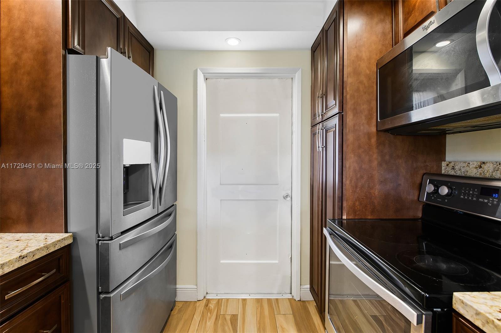 PALM-AIRE COUNTRY CLUB CO - Residential