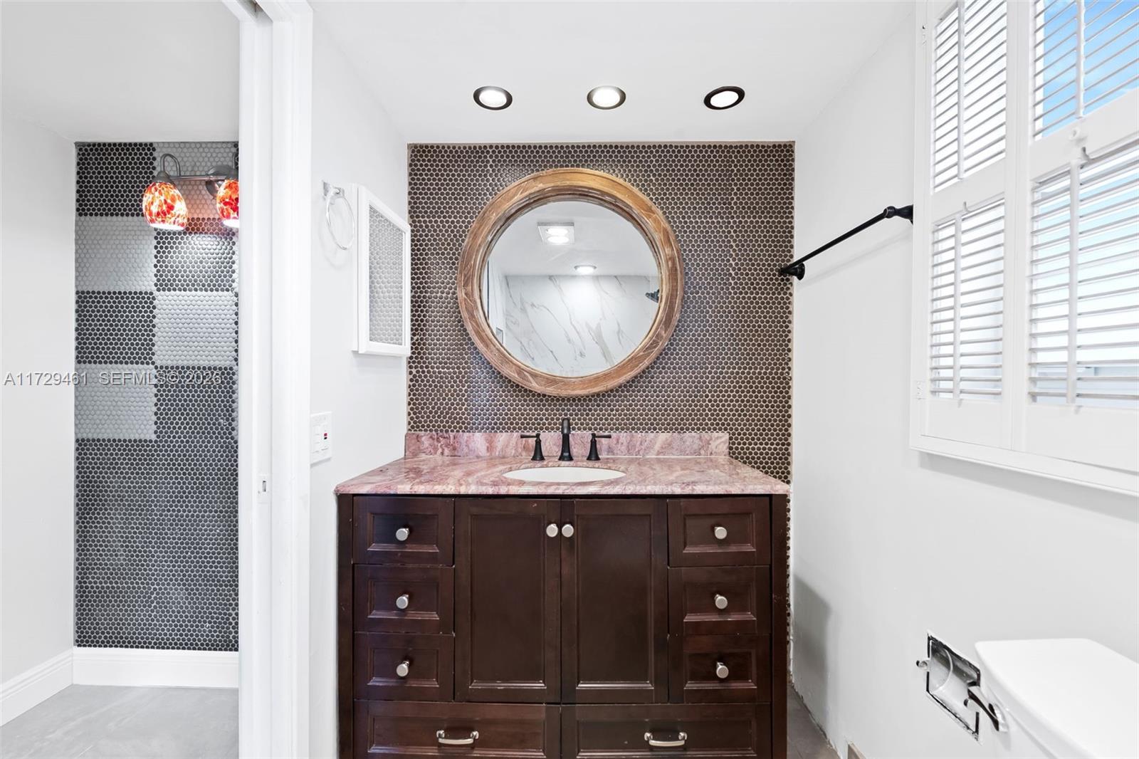 PALM-AIRE COUNTRY CLUB CO - Residential