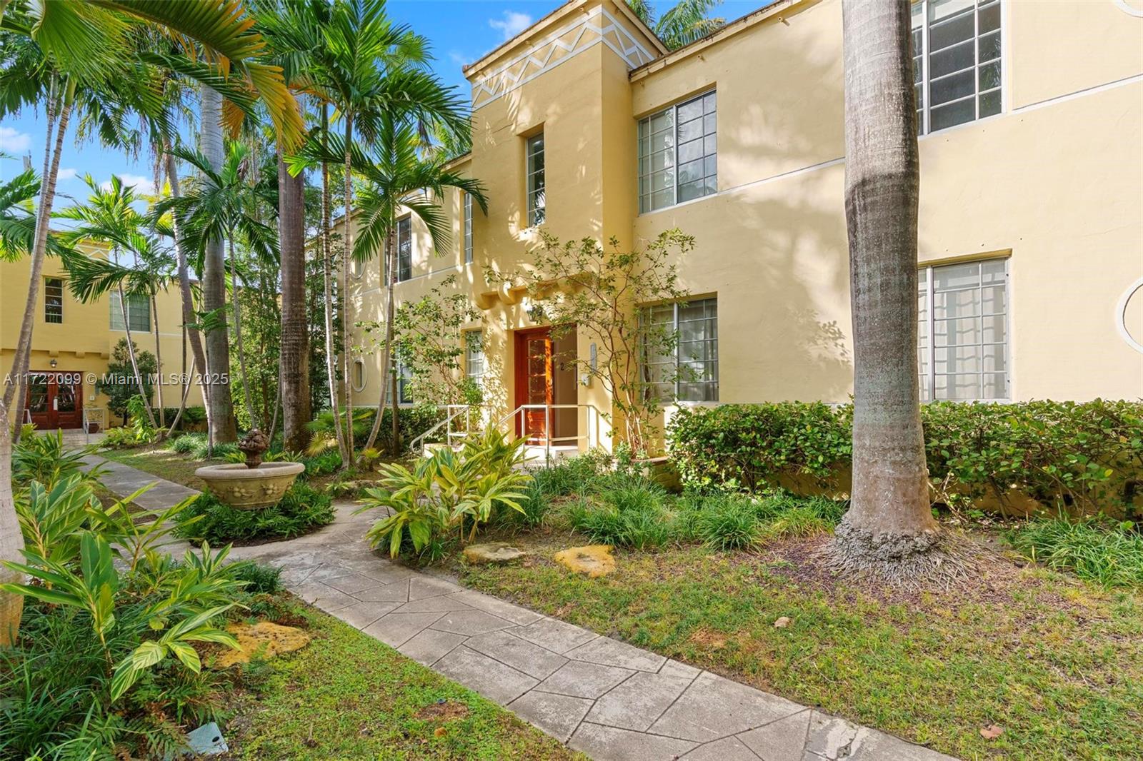 Photo 1 of 1572 Meridian Ave 4, Miami Beach, Florida, $550,000, Web #: 11722099