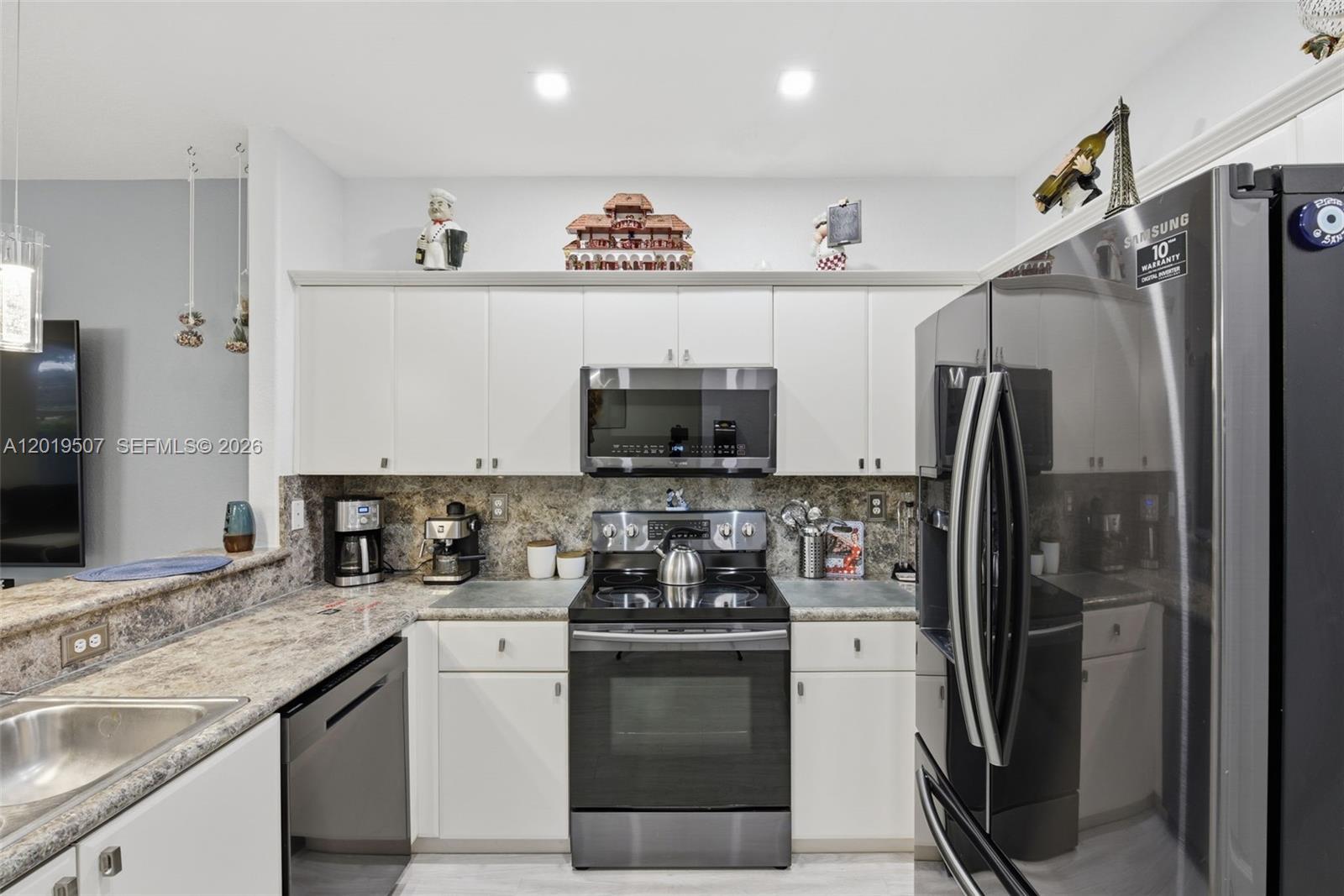 GRAND LAKES PHASE I - Residential