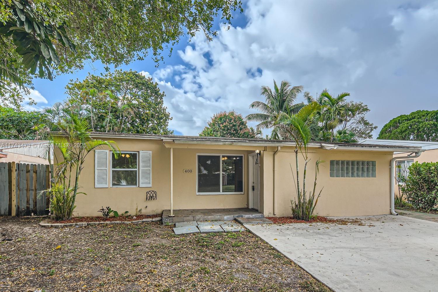 Property for Sale at 400 Nw 53rd Ct, Oakland Park, Miami-Dade County, Florida - Bedrooms: 3 
Bathrooms: 2  - $434,000