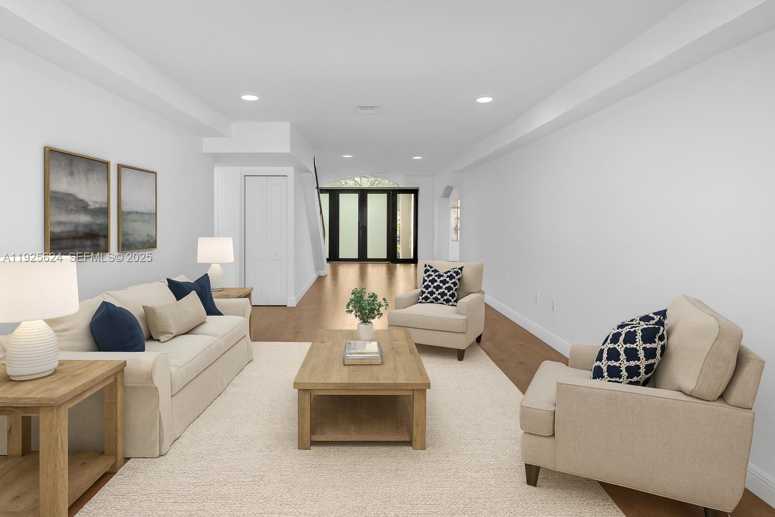 TAMIAMI PLACE PLAN NO 3 - Residential Lease