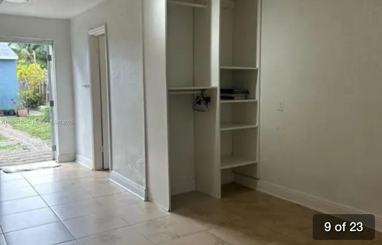 Studio, with independent entrance, central a/c, unfurnished, 2 month's rent with proof of employment, income verification, criminal report. Available immediately, call listing agent for appointment.