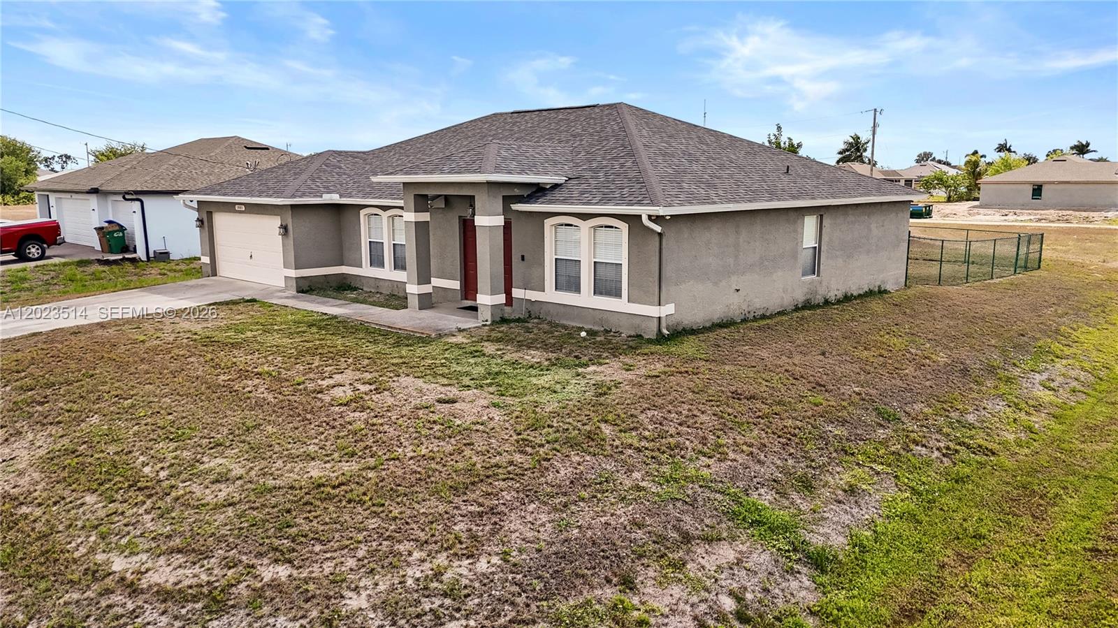 CAPE CORAL - Residential