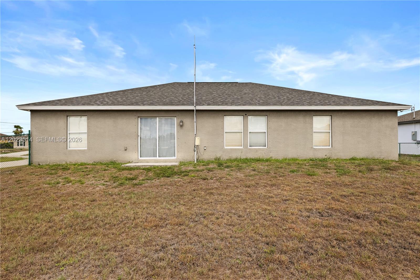 CAPE CORAL - Residential