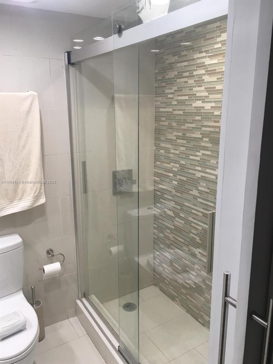 KENNEDY HOUSE CONDO - Residential