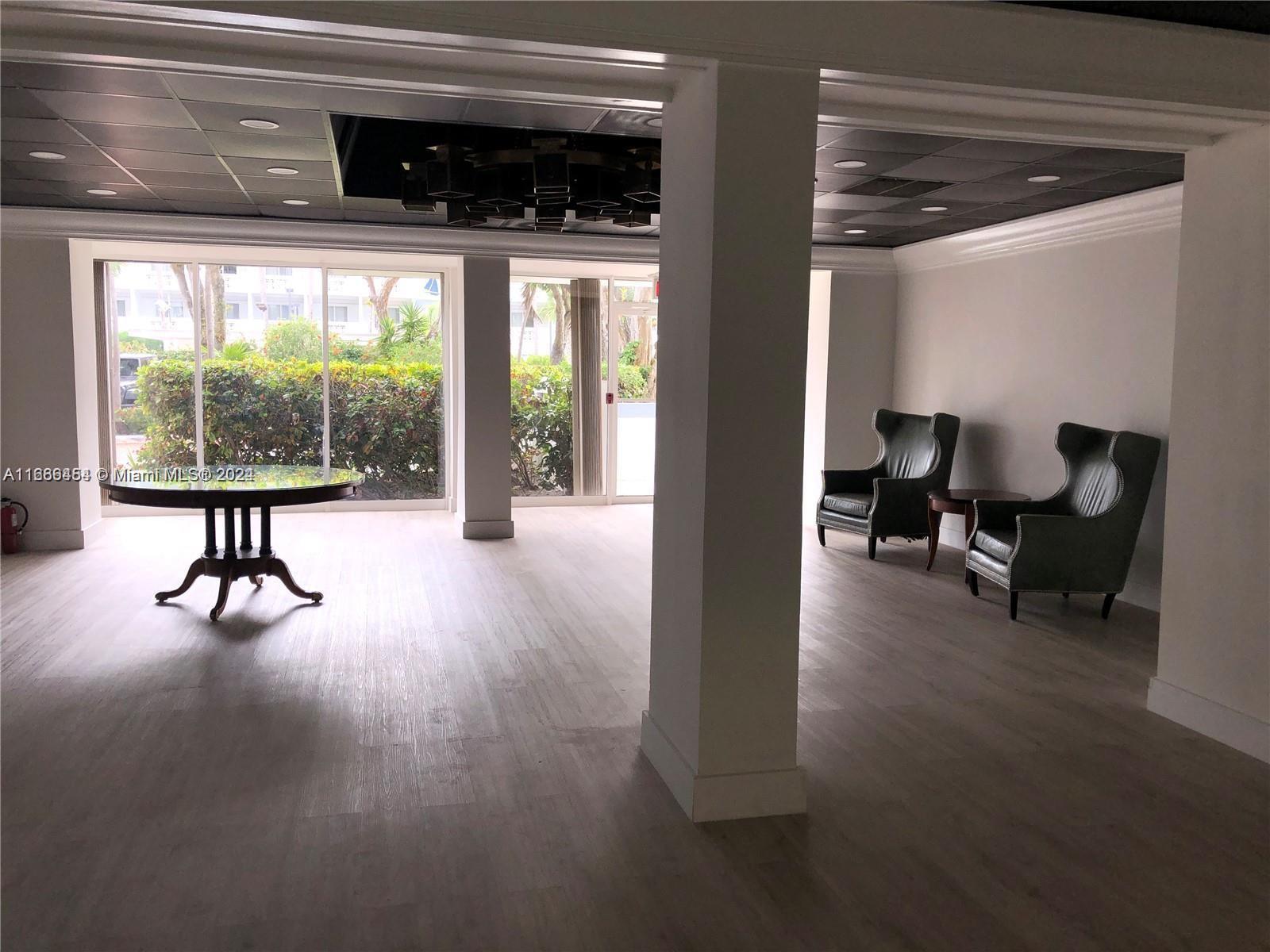 KENNEDY HOUSE CONDO - Residential