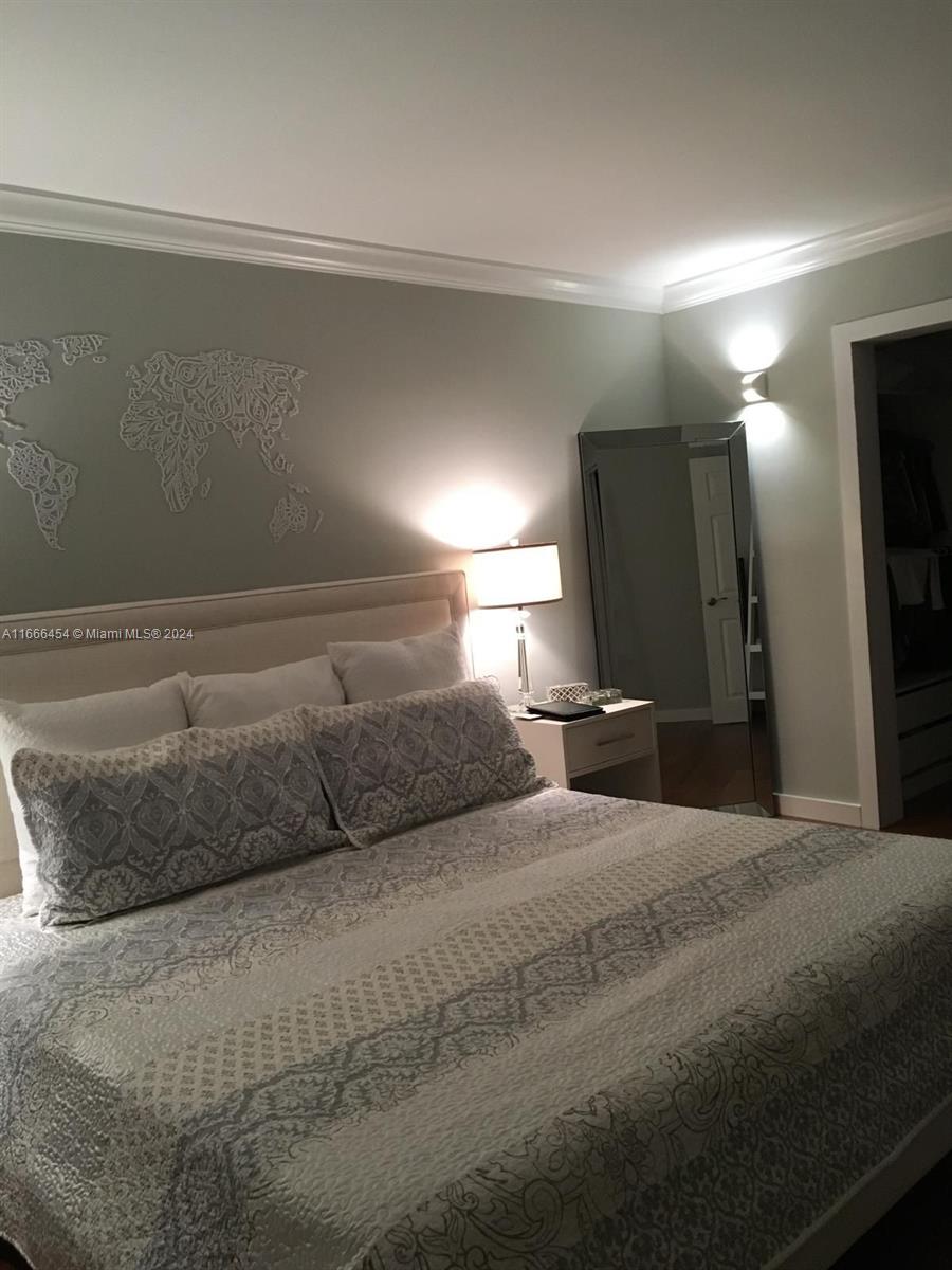 KENNEDY HOUSE CONDO - Residential