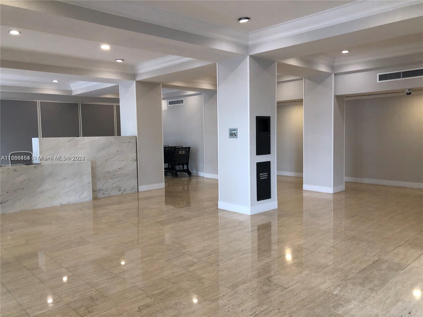 KENNEDY HOUSE CONDO - Residential