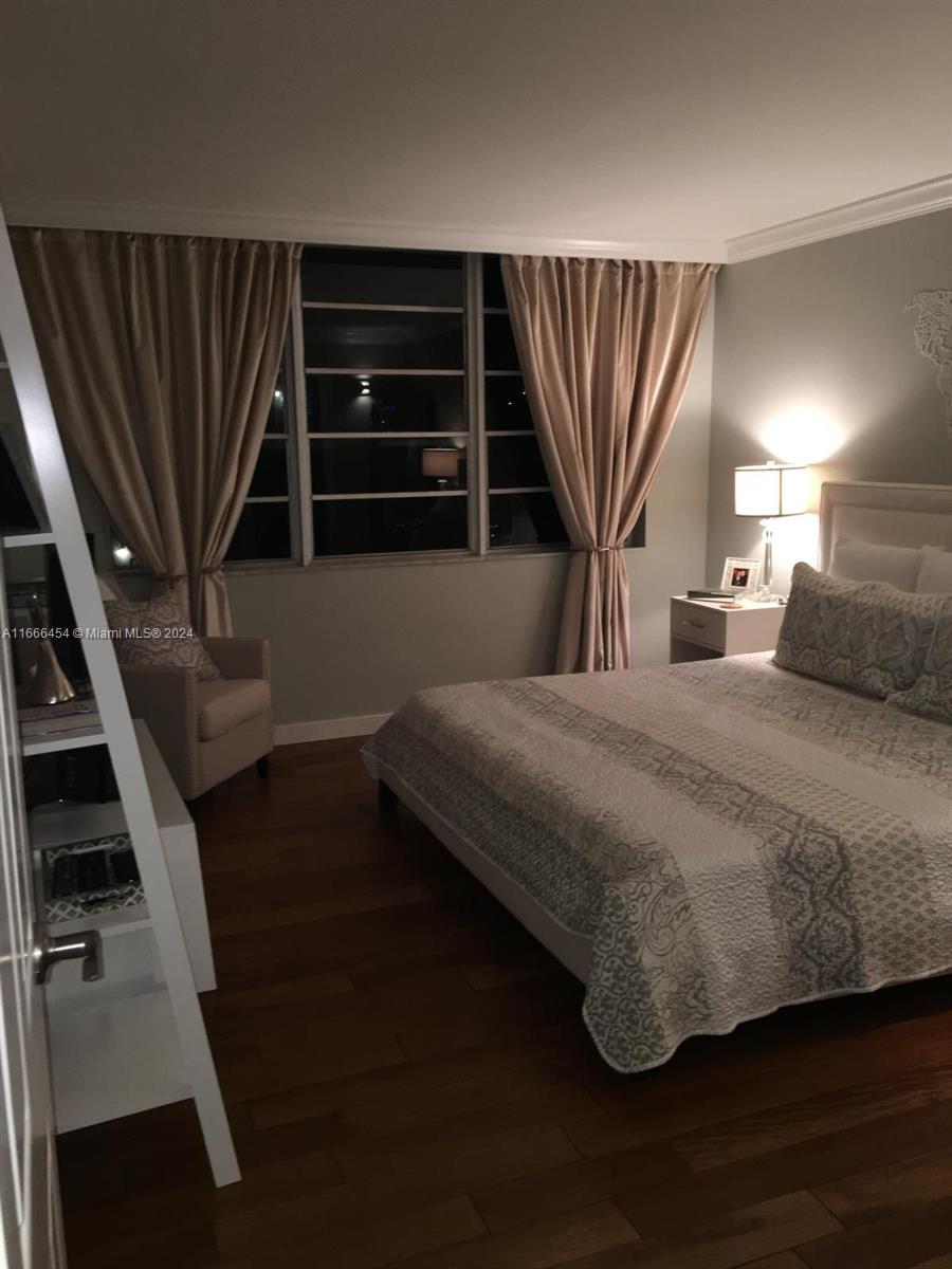 KENNEDY HOUSE CONDO - Residential