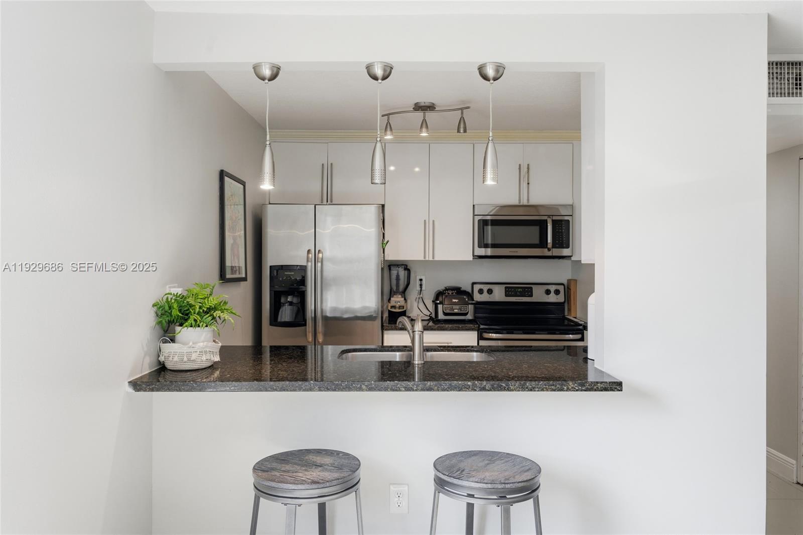 CORAL WAY GARDENS CONDO - Residential Lease