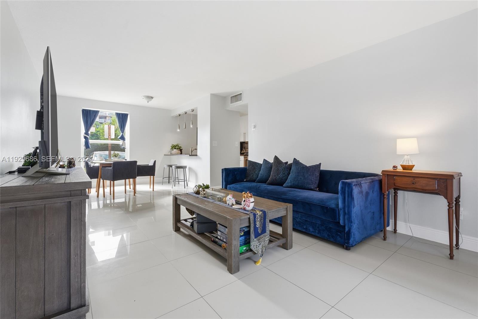 CORAL WAY GARDENS CONDO - Residential Lease