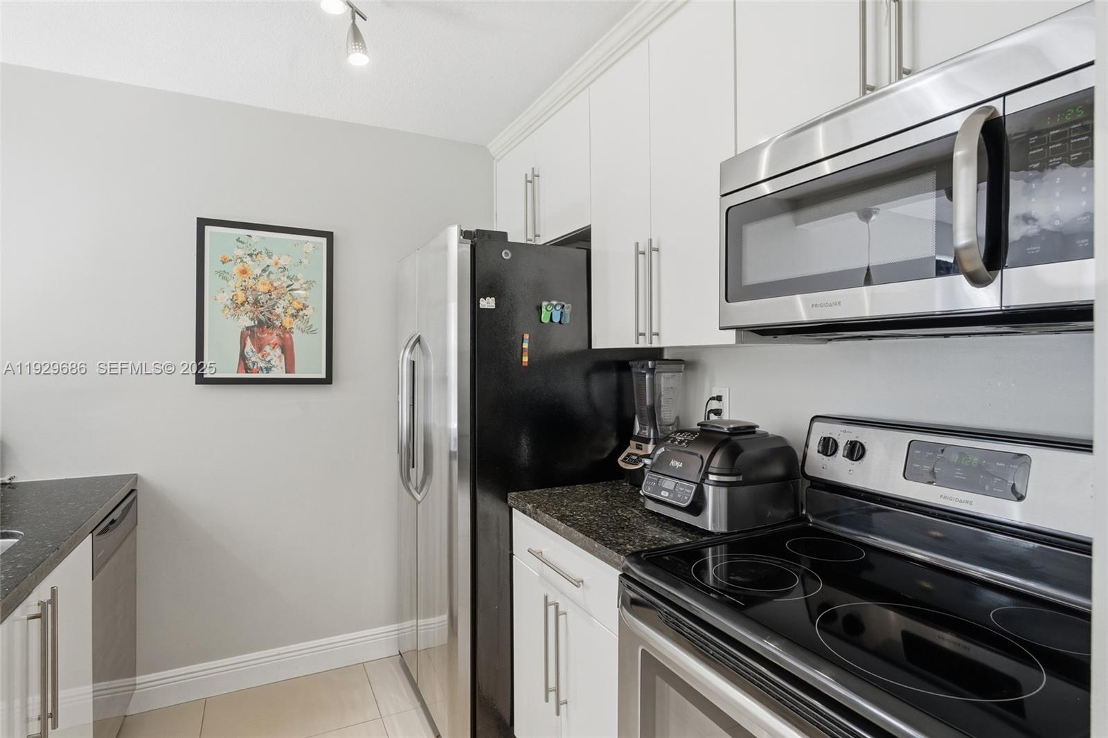 CORAL WAY GARDENS CONDO - Residential Lease