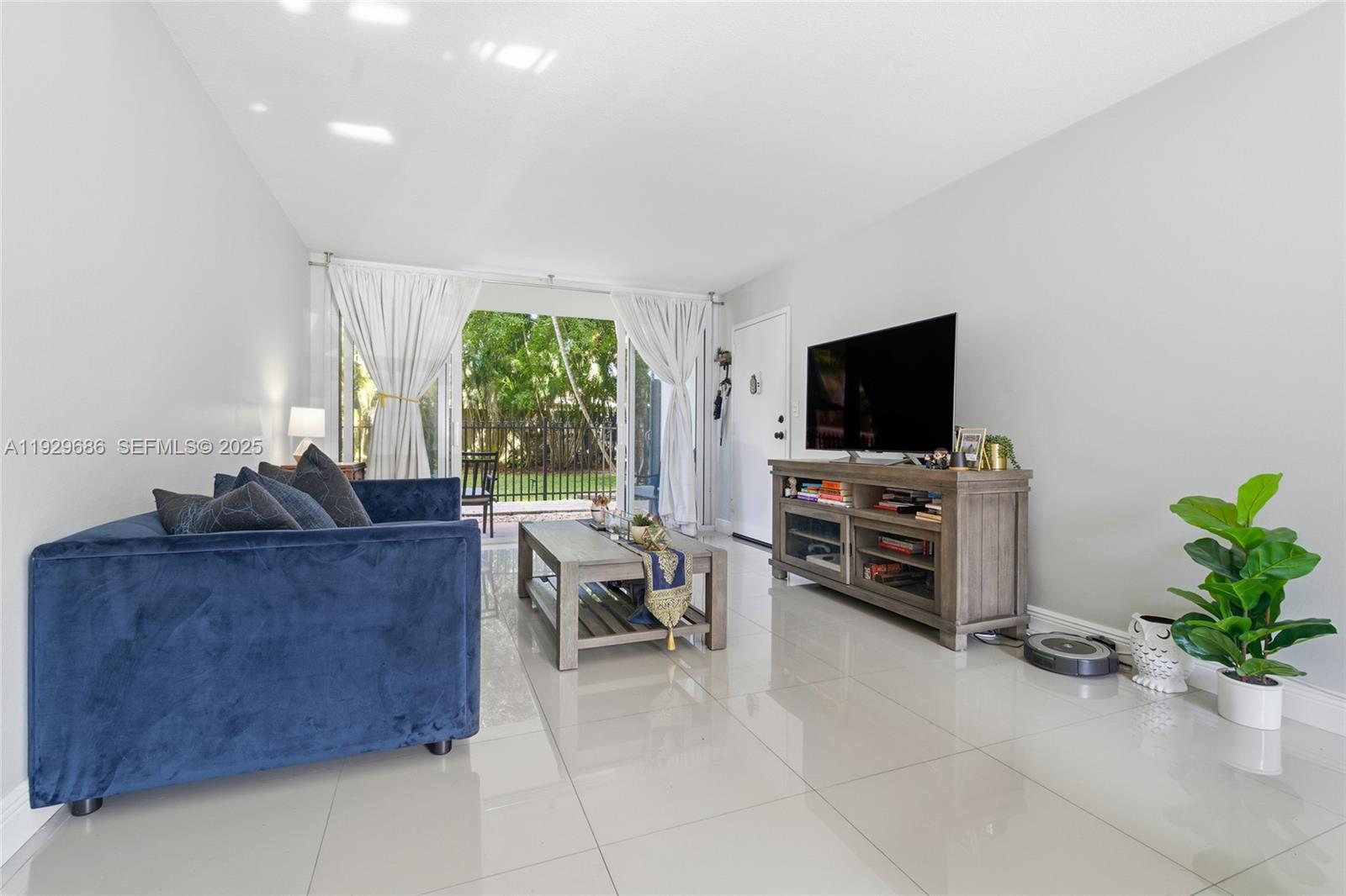 CORAL WAY GARDENS CONDO - Residential Lease