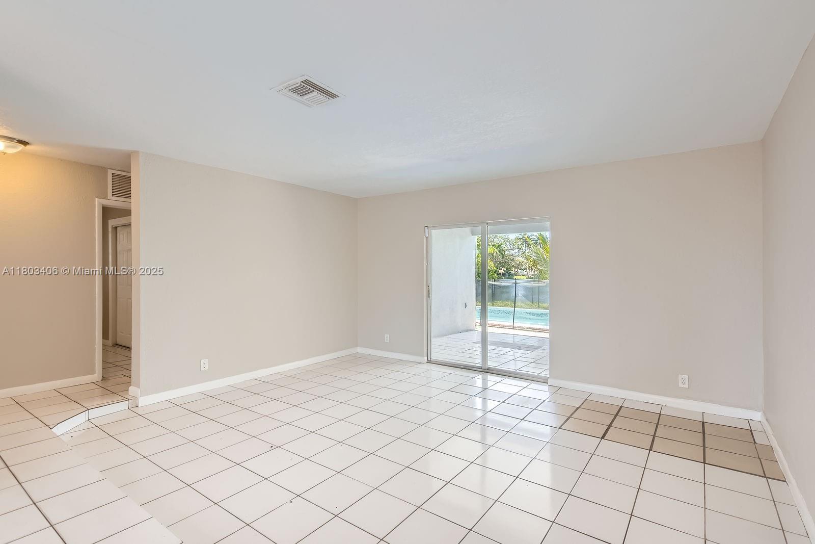 ORIOLE ESTATES SEC 8 - Residential