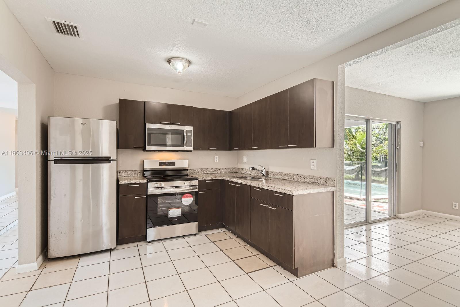 ORIOLE ESTATES SEC 8 - Residential