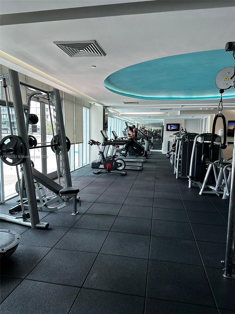 500 BRICKELL EAST - Residential