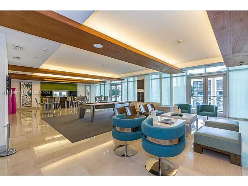 500 BRICKELL EAST - Residential