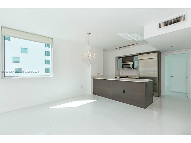 500 BRICKELL EAST - Residential