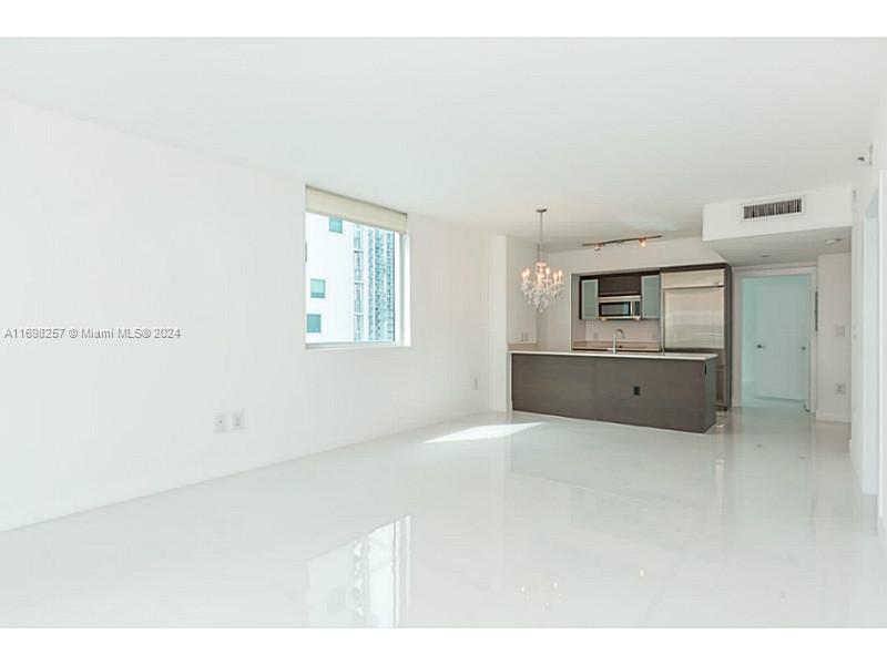 500 BRICKELL EAST - Residential
