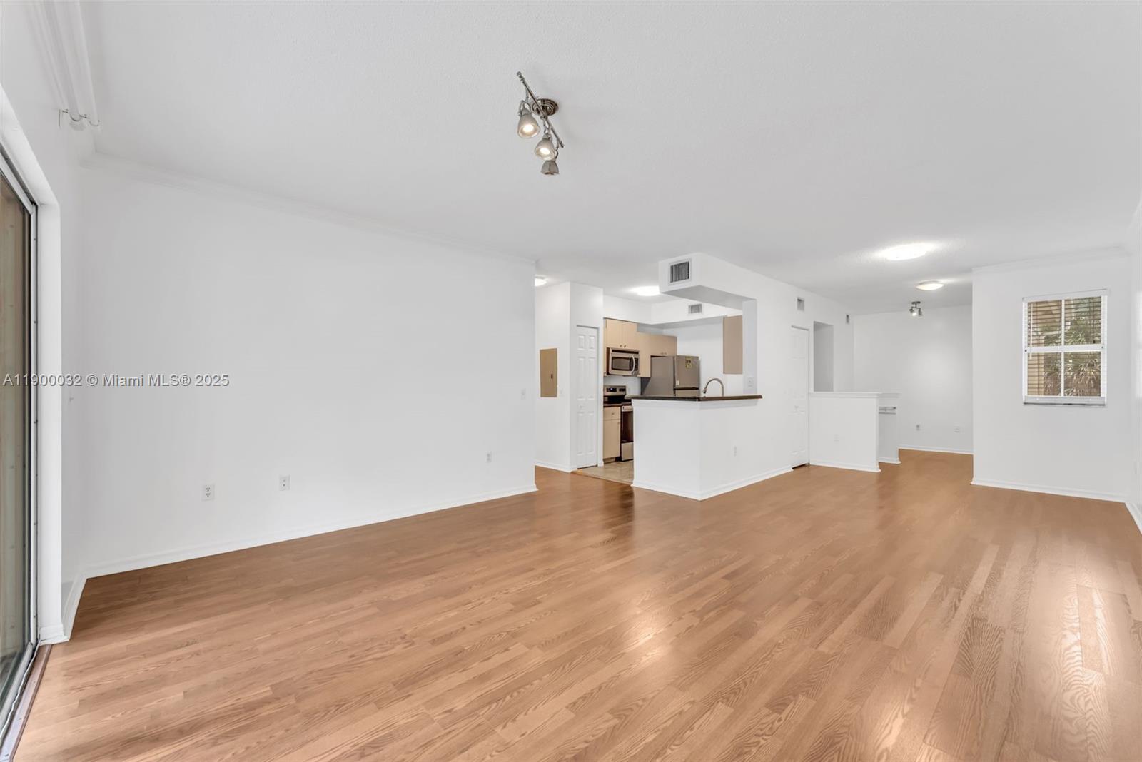 AVENTINE AT MIRAMAR CONDO - Residential Lease