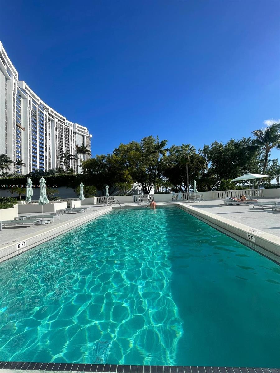 ISLAND TERRACE CONDO - Residential