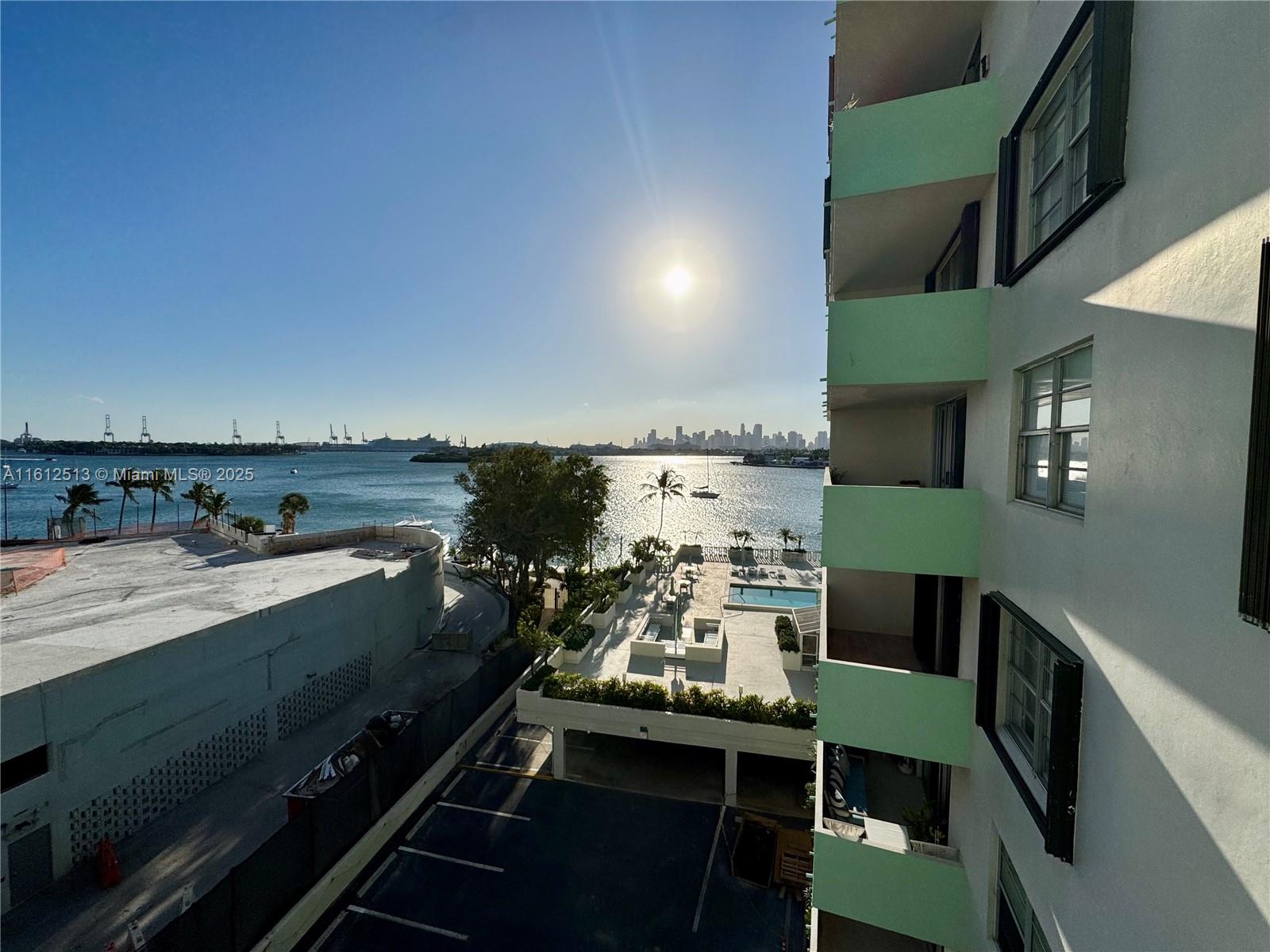 ISLAND TERRACE CONDO - Residential