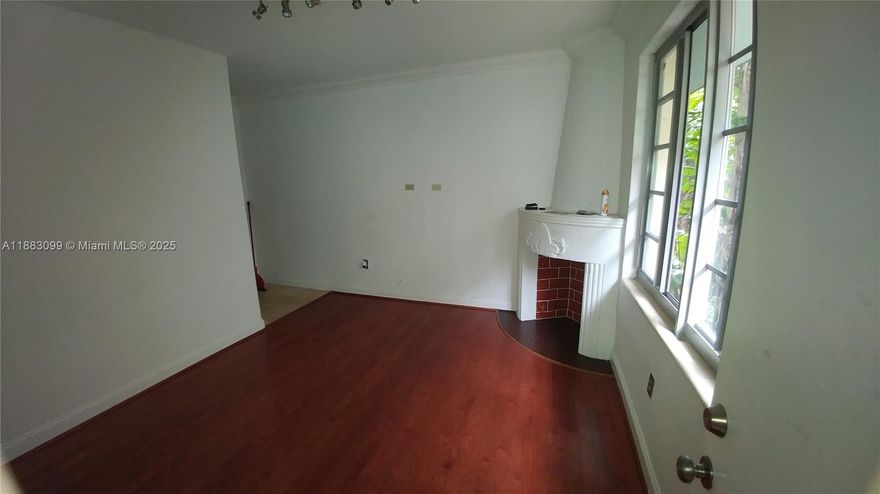 GORGEOUS UPDATED ART DECO UNIT WITH ART DECO FIREPLACE, IMPACT WINDOWS, CENTRAL AC, WASHER &
DRYER IN BUILDING, FANTASTIC LOCATION ACROSS FROM FLAMINGO PARK ...SPORTS FIELDS FOR ALL MAJOR
SPORTS AND COMMUNITY POOL, 3 BLOCKS FROM LINCOLN RD. 1 BED, 1 BATH WITH 487 SQ. FT. UNIT WAS
REMODELED WITH NEW KITCHEN AND BATHROOM A FEW YEARS AGO. NEW AIR CONDITIONING UNIT INSTALLED
JANUARY 2018. SECURE, GATED, WELL MAINTAINED DECO COMPLEX WITH PRIVATE ENTRY TO THE BUILDING.