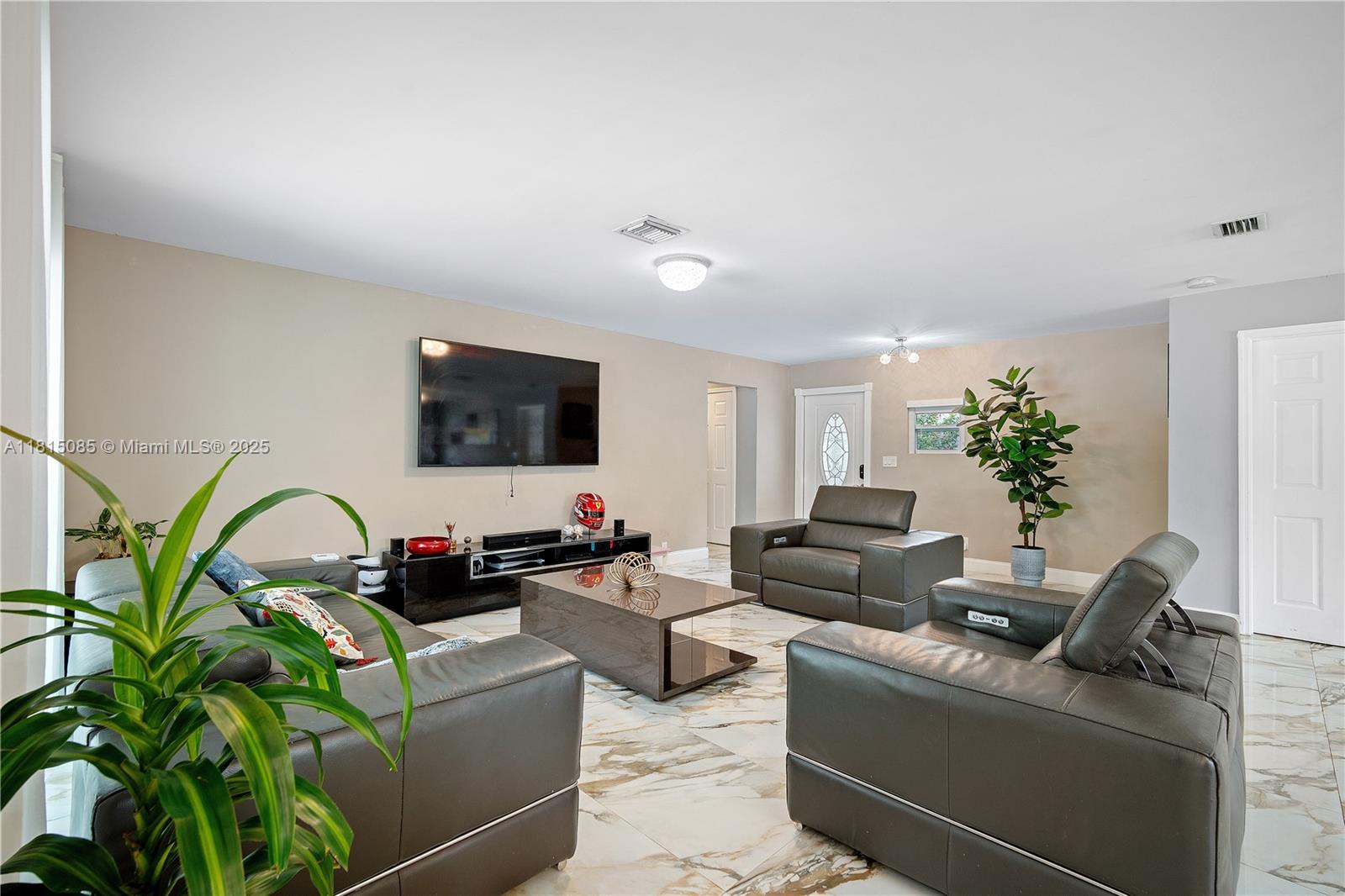 DEER RUN SPRINGS - Residential