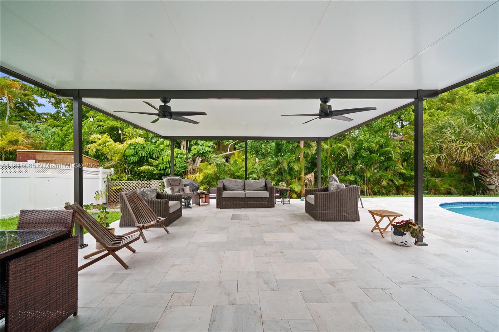 DEER RUN SPRINGS - Residential