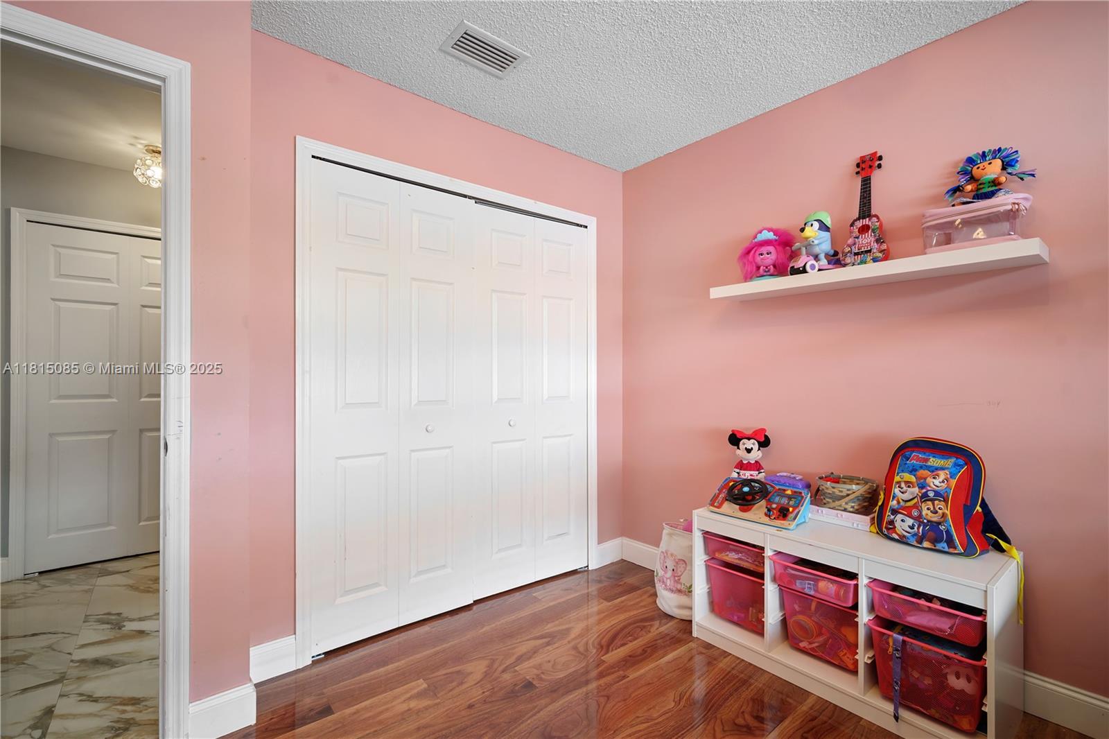 DEER RUN SPRINGS - Residential