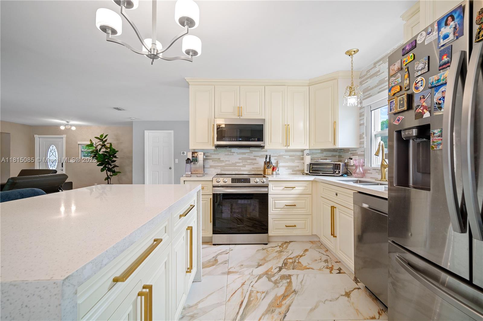 DEER RUN SPRINGS - Residential