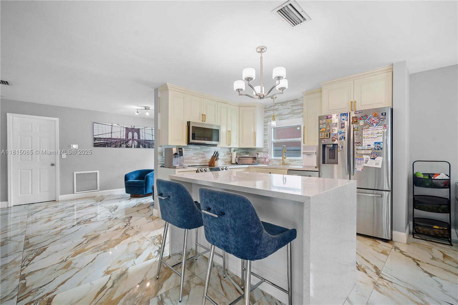 DEER RUN SPRINGS - Residential