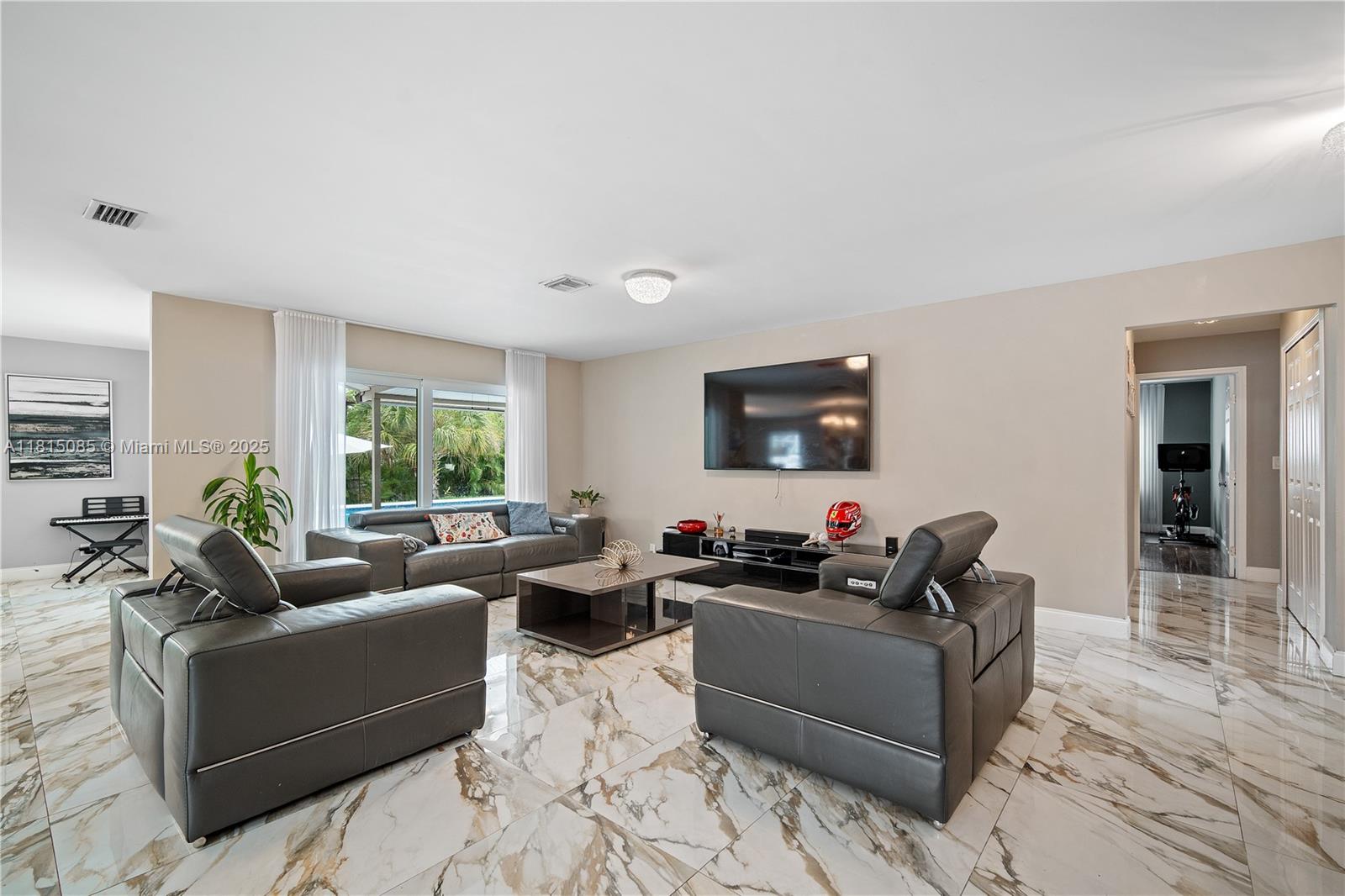 DEER RUN SPRINGS - Residential