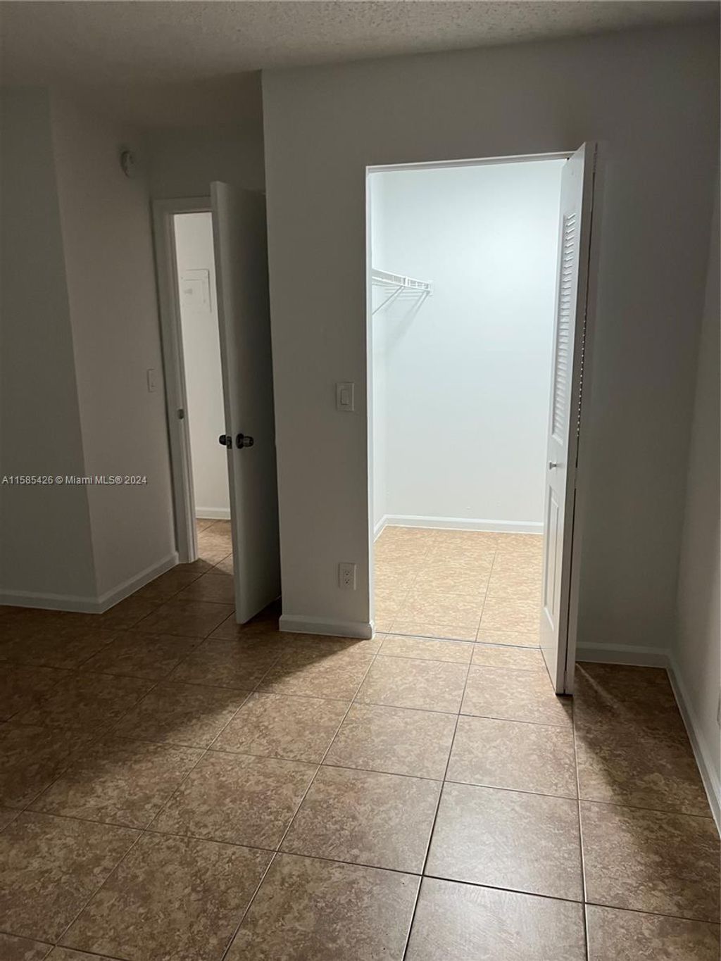 Photo of 1500 N Congress Ave #B44, West Palm Beach, FL 33401 (MLS # A11585426)
