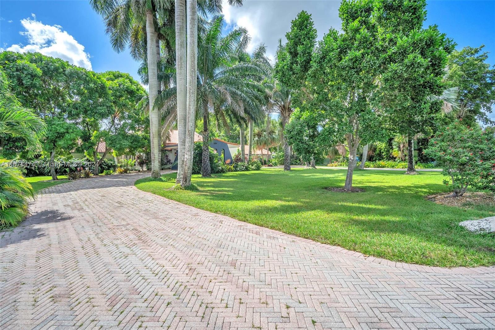 FLORIDA FRUIT LAND COMPAN - Residential