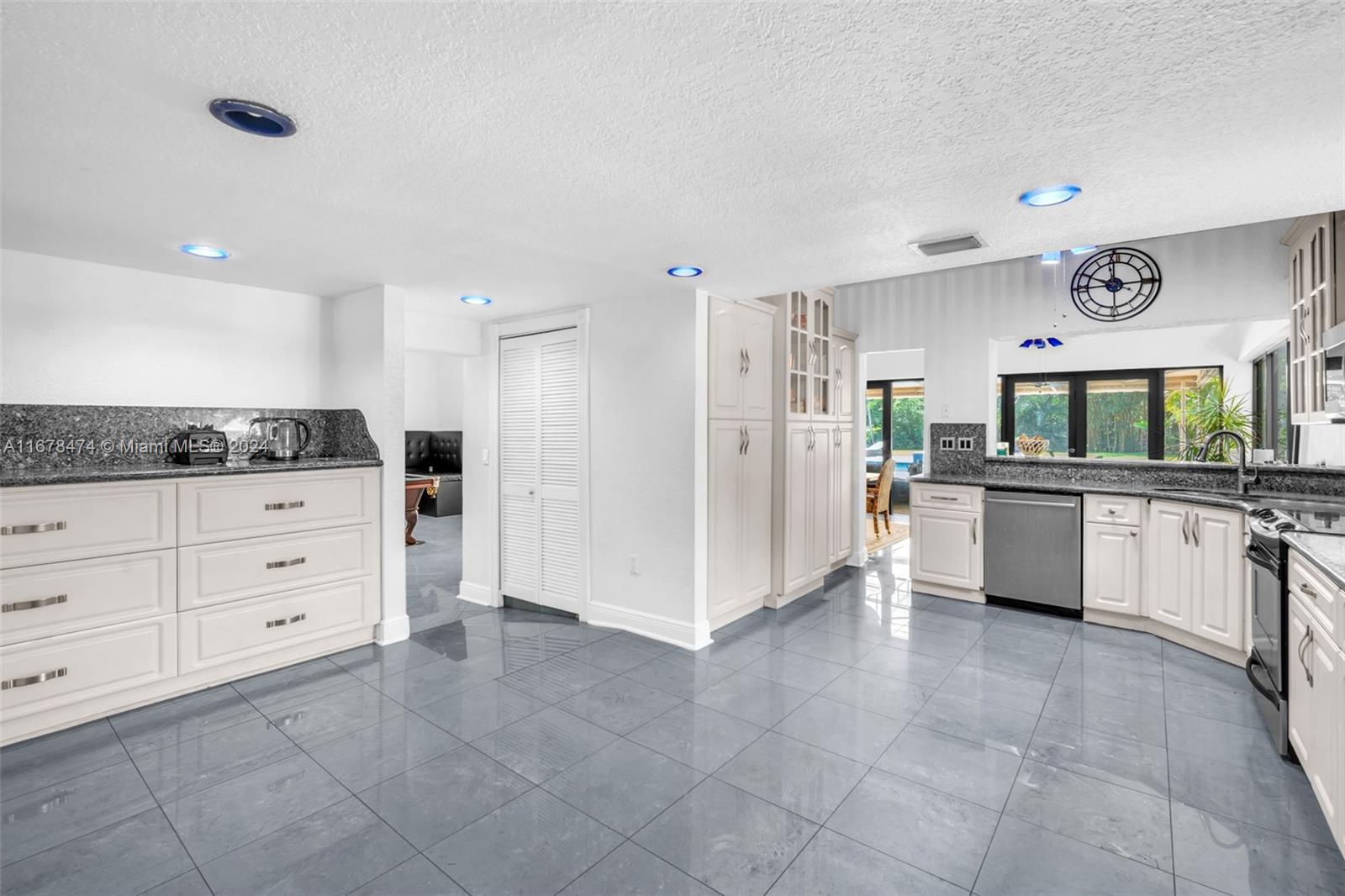 FLORIDA FRUIT LAND COMPAN - Residential