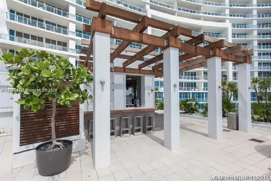 Miami, Florida 33137, United States, 2 Bedrooms Bedrooms, ,2 BathroomsBathrooms,Residential,Active,90795