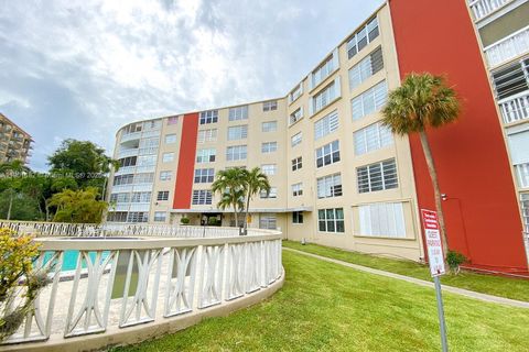 1475 NE 125th Ter 307-BI North Miami FL 33161