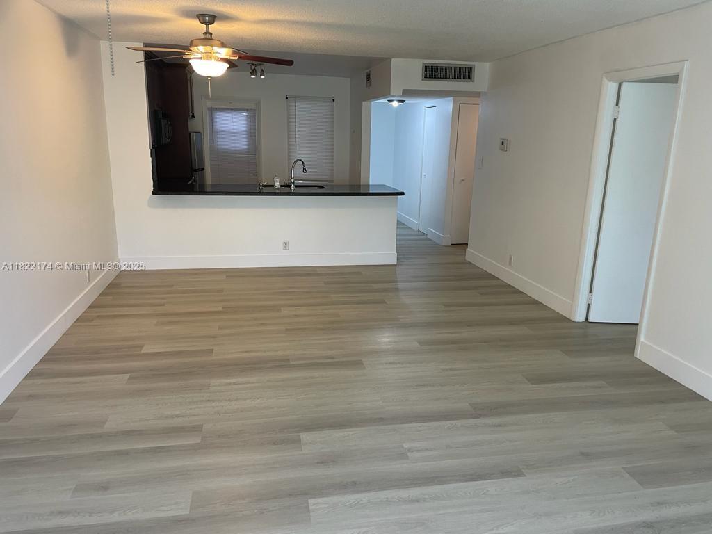 DANIANS NO 2 CONDO - Residential