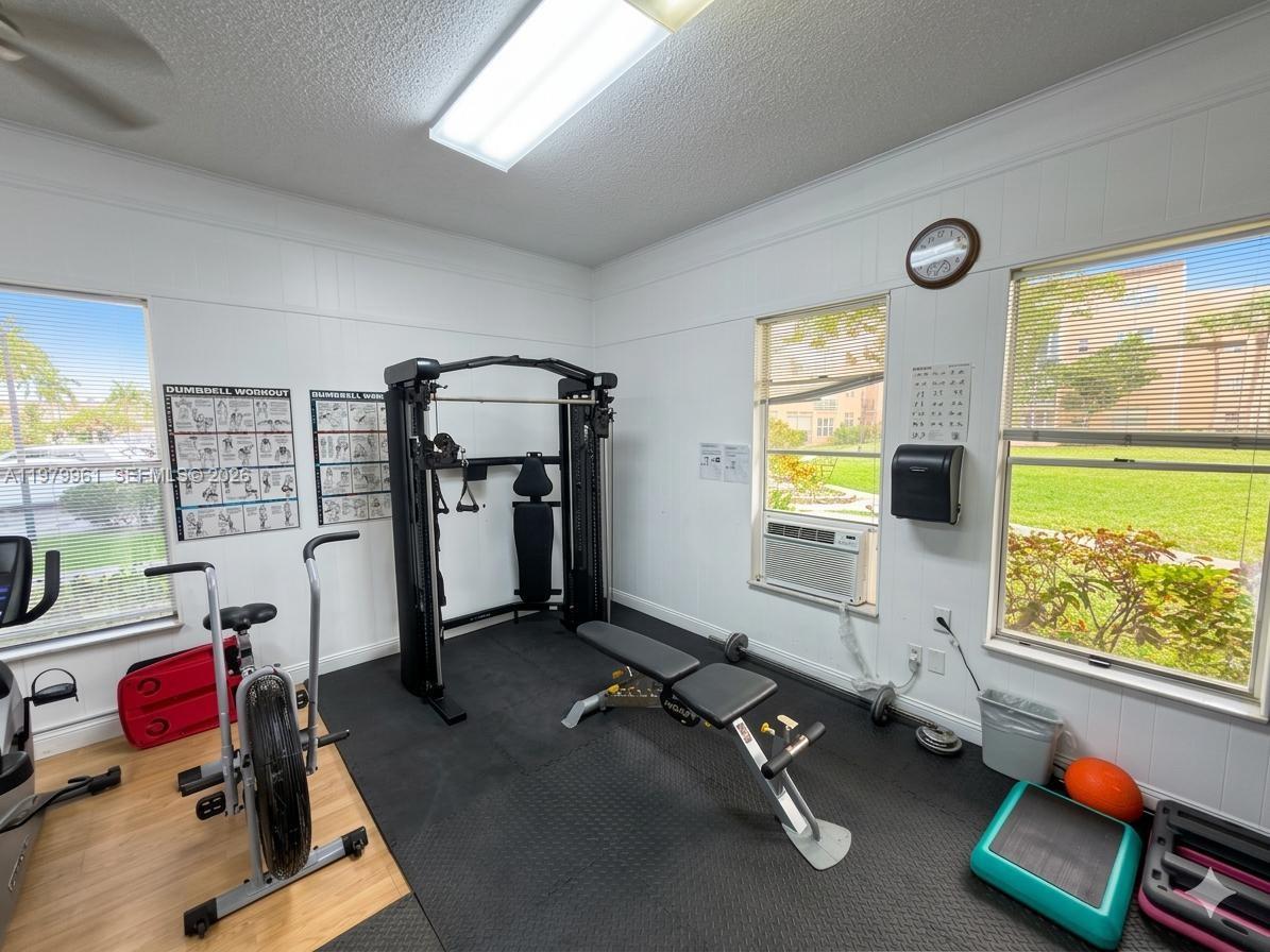 SOMERSET NO 4 CONDO - Residential