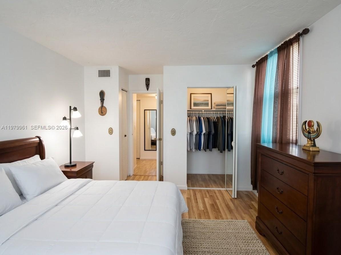 SOMERSET NO 4 CONDO - Residential