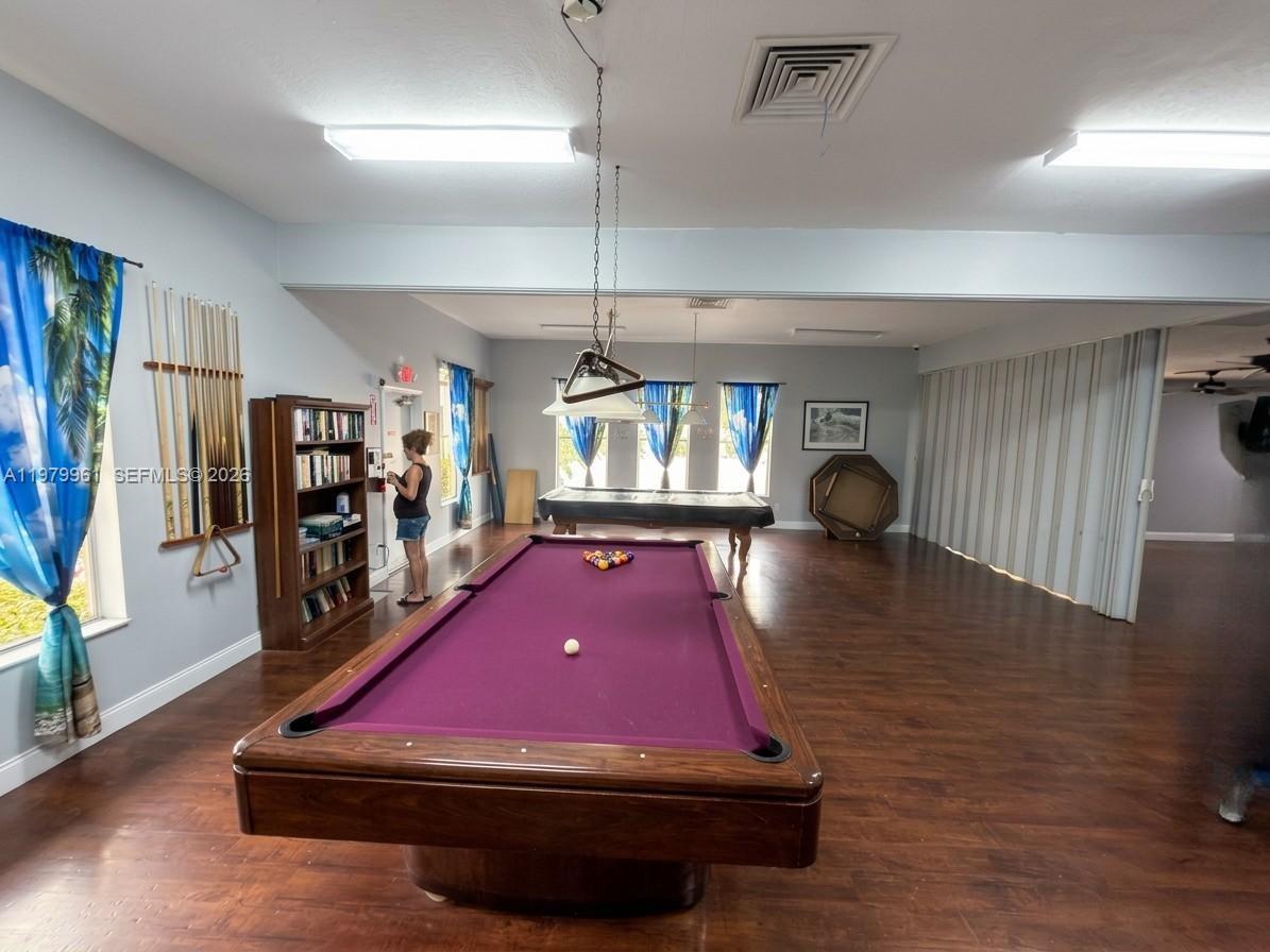 SOMERSET NO 4 CONDO - Residential